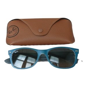 Ray-Ban RB2132 New Wayfarer sunglasses Matte Blue On Transparent Grey Gradient